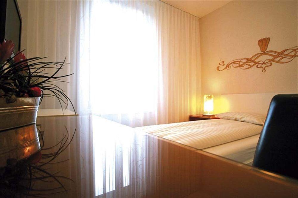 Swiss Star Marc Aurel - Self Check-In Apartment Zurich Luaran gambar